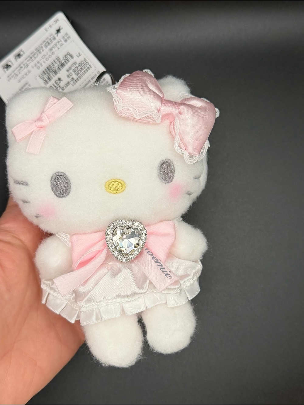 Sanrio X Noemie Hello Kitty plush/keychain - Picture 4 of 8